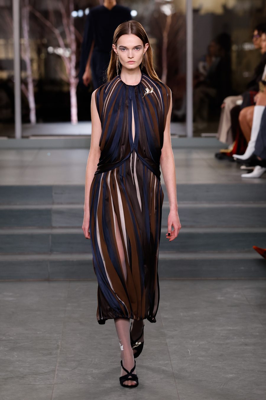 TB_FW25_SHOW_look_041_4x5