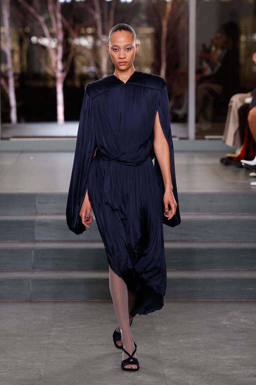 TB_FW25_SHOW_look_042_4x5