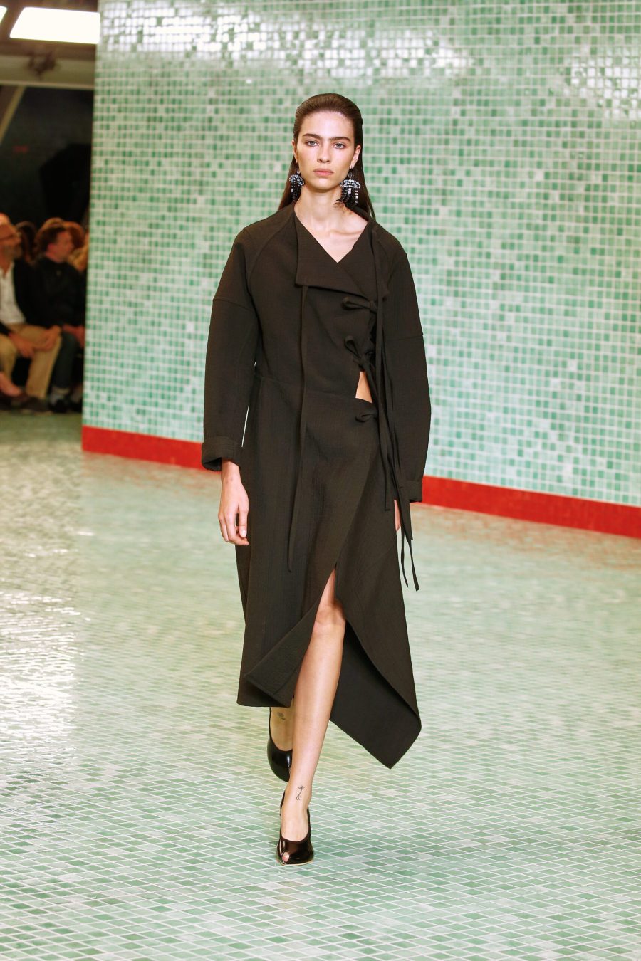 TB_SS25_SHOW_Look35_2x3